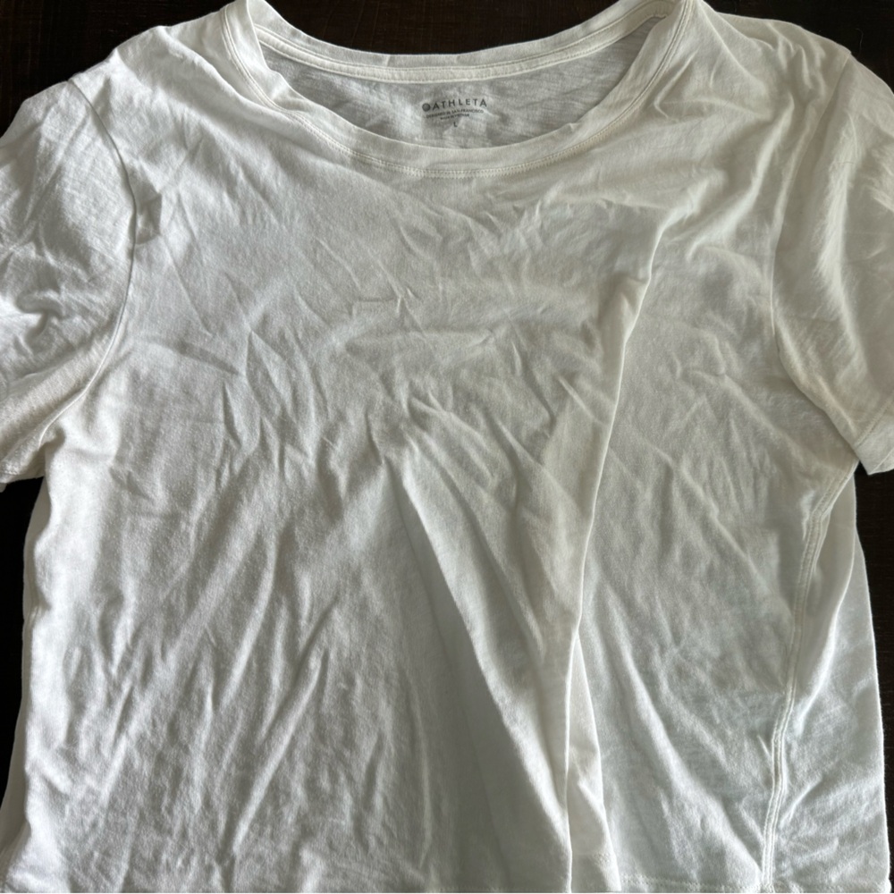 Athleta large crop t-shirt